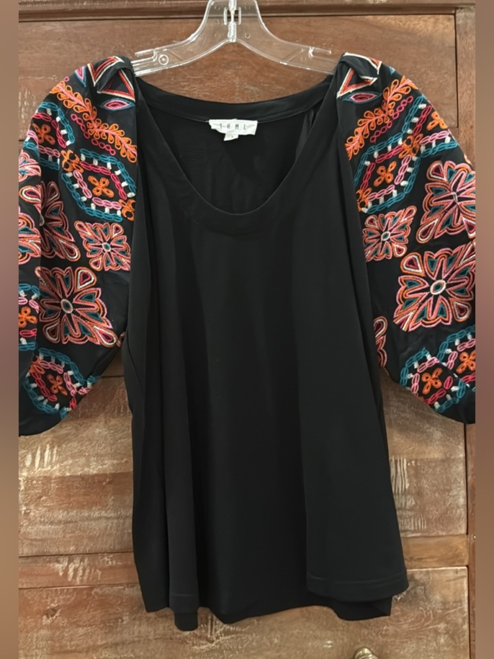 NWOT THML Embroidered Puff Sleeve Top